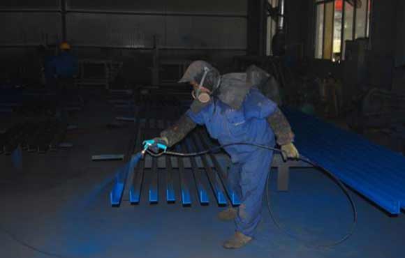 沈陽機械設(shè)備噴漆如何處理氣味！