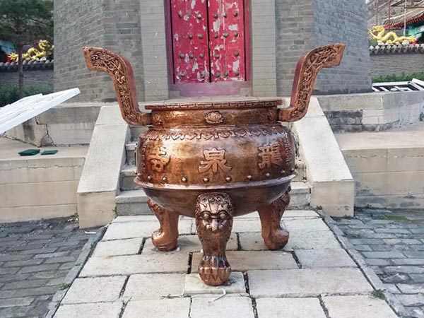 龍泉寺寶鼎翻新